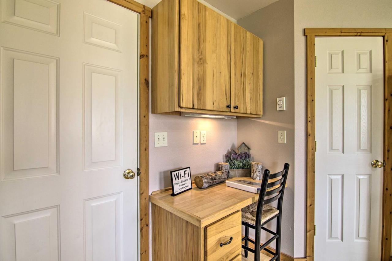 Airy Emigrant Townhome With Sweeping Mtn Views! Екстер'єр фото