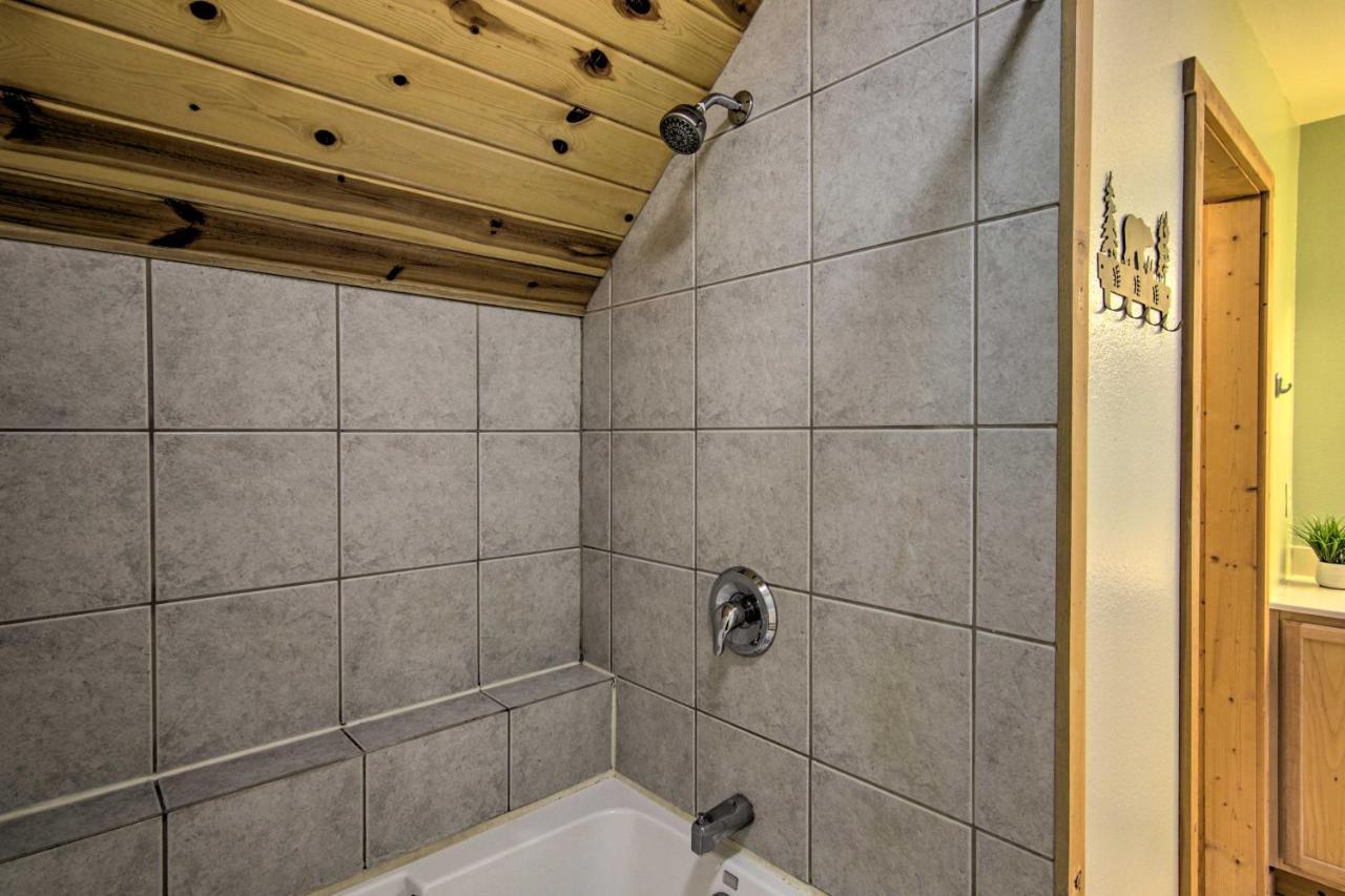 Airy Emigrant Townhome With Sweeping Mtn Views! Екстер'єр фото